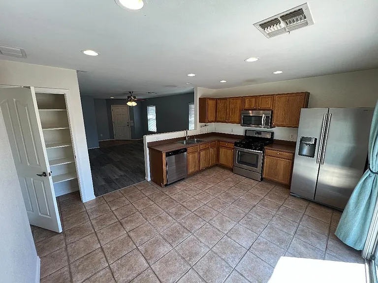7062 S Parsnip Ln — Photo 3