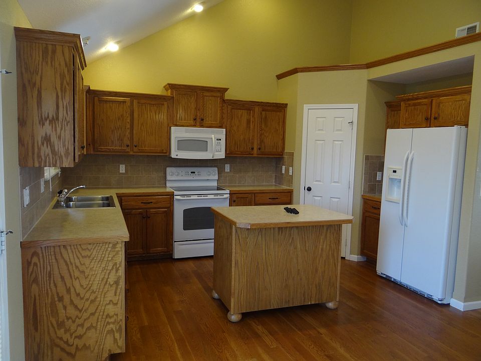 1st image of 3912 Richmond Dr