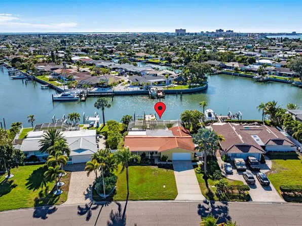 3784 42nd Ave S, Saint Petersburg, FL 33711