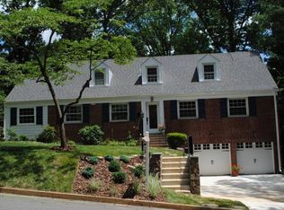 3021 N Pollard St, Arlington, VA 22207