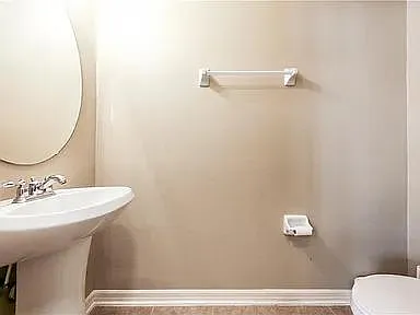 1475 Salisbury Dr — Photo 37