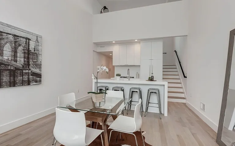 1515 K St SE — Photo 3