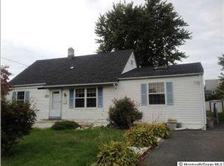 211 Elm Dr, Neptune, NJ 07753