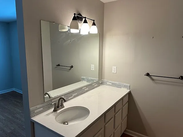 5404 Chatham Hall Dr — Photo 26