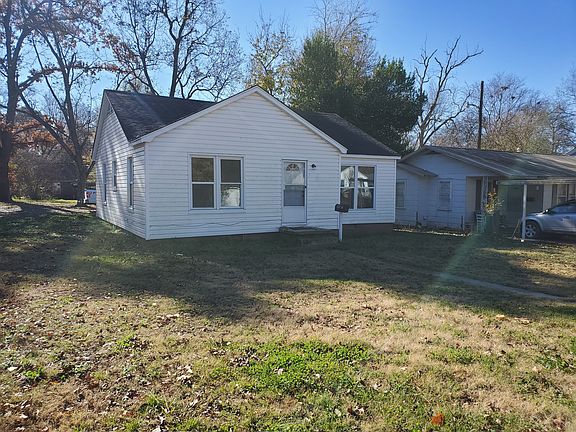 2nd image of 724 McLain St