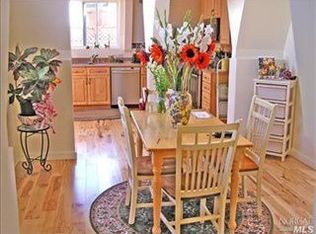 2593 Athena Ct, Santa Rosa, CA 95401