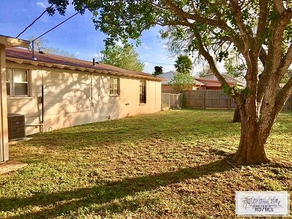 3rd image of 14 Estero Dr