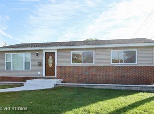 937 S York Rd, Bensenville, IL 60106