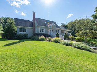 60 Lower 7 Ponds Rd, Water Mill, NY 11976