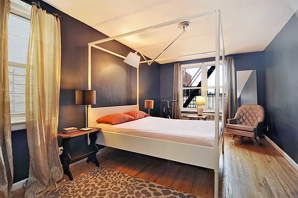 Sold by Corcoran | media 15