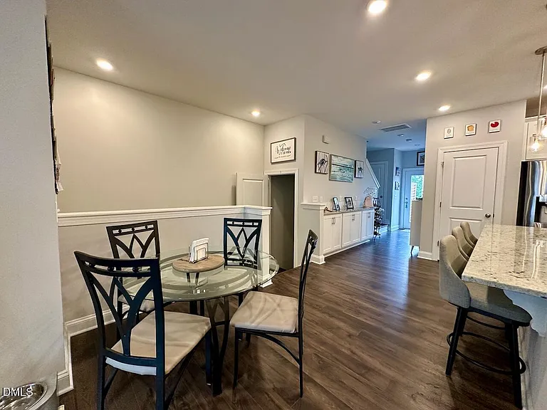 230 Marietta Way — Photo 5