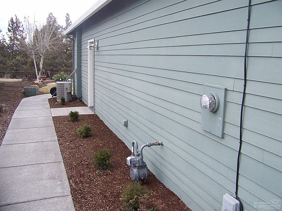 3rd image of 3818 SW Tommy Armour Ln