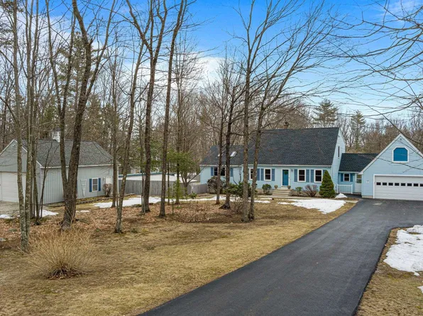 77 Sage Court, Goffstown, NH 03045