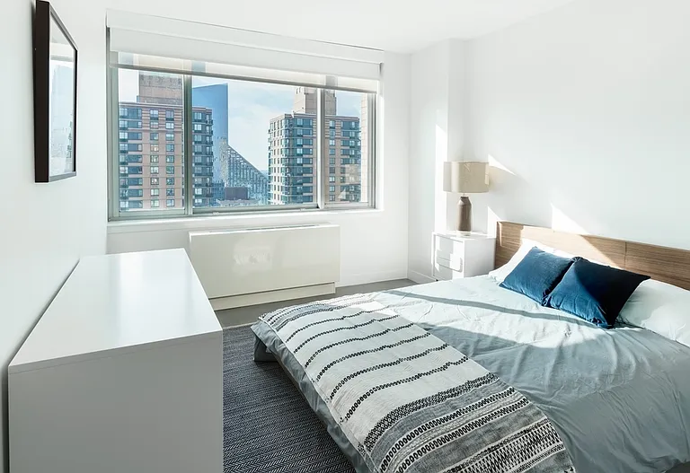 101 W End Ave #24H — Photo 7