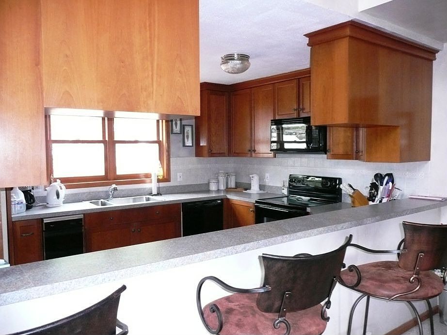 2nd image of 10221 Thorodin Dr