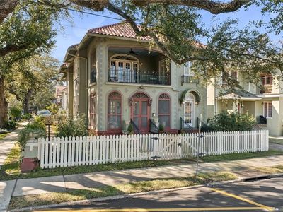1349-51 Moss St, New Orleans, LA, 70119