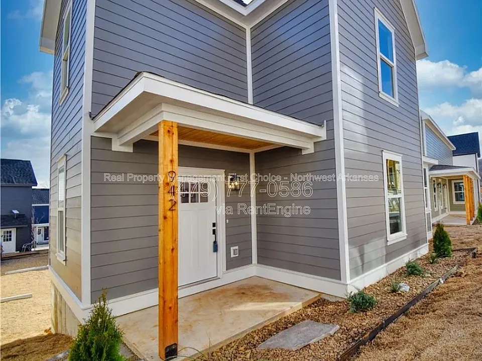 942 S Wichita Ave