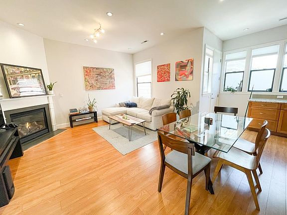3rd image of 1549 Powell St