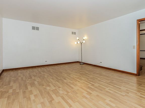 3rd image of 6725 Taos Ct
