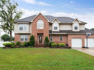 21 Comet Cir, Deptford, NJ 08096