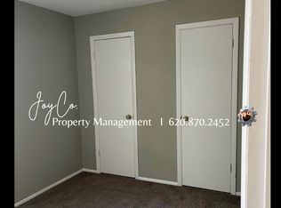 400 S 8th St APT 8, Independence, KS 67301