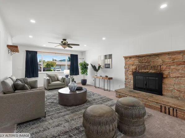 420 Zinfandel Drive, Ukiah, CA 95482