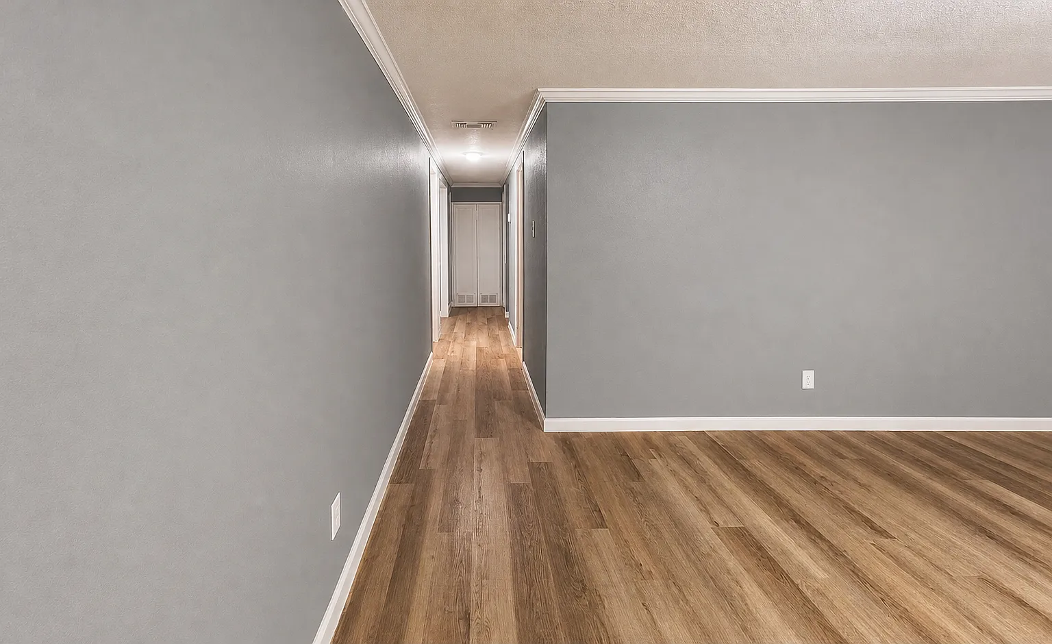 4 bed, 1700 sqft, $1,695 — Photo 2