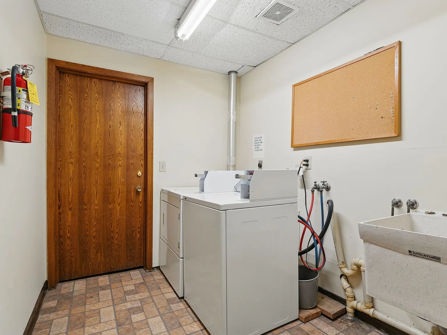 440 Brad Street — Photo 3