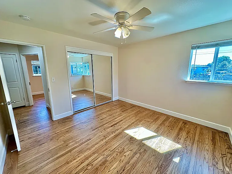 2622 Renton Way — Photo 23