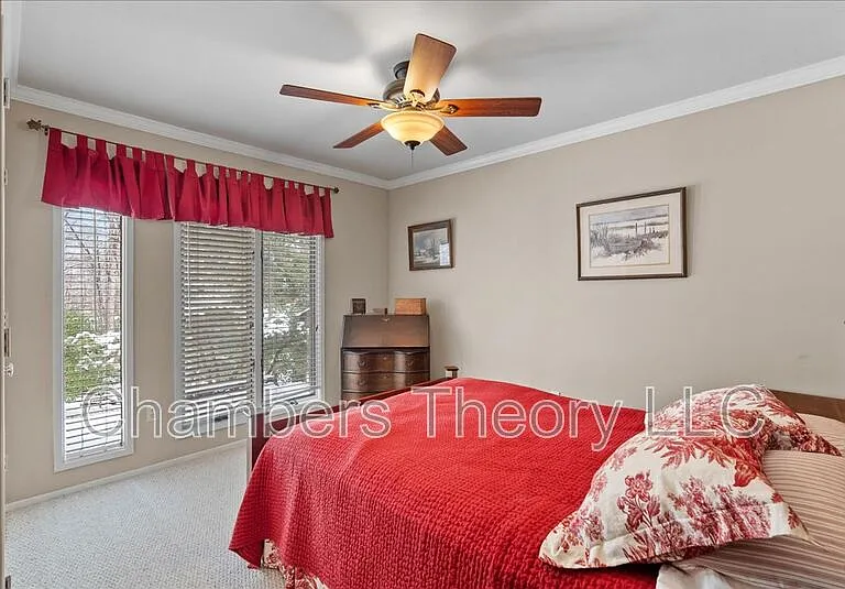 8709 Hidden Hill Ln — Photo 24