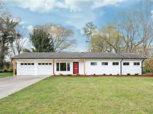 3918 Talcott Ave, Winston Salem, NC 27106