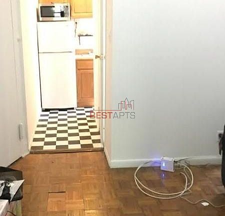 5th image of 424 E 66th St APT 5RE