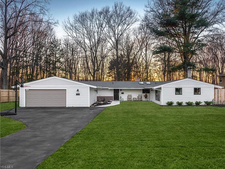 1st image of 2338 Chestnut Dr