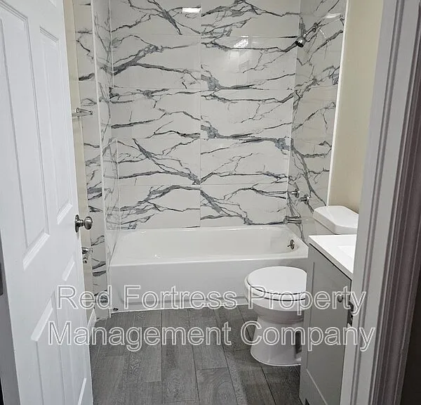 4514 Leonard Blvd S — Photo 7