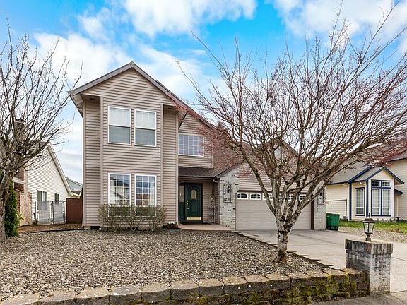 2nd image of 700 SW 27th Way