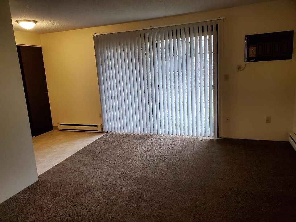 2nd image of 2807 E 32nd Ave #13
