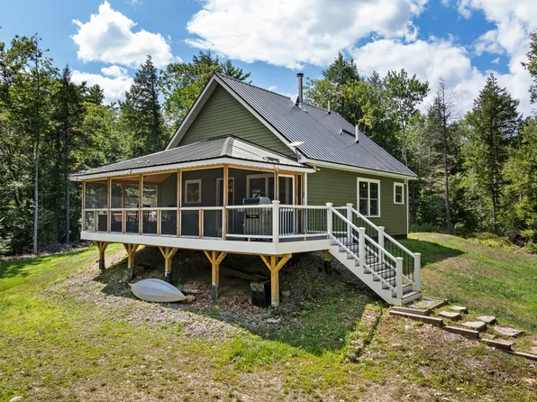 290 Heath Road, Whitefield, ME 04353