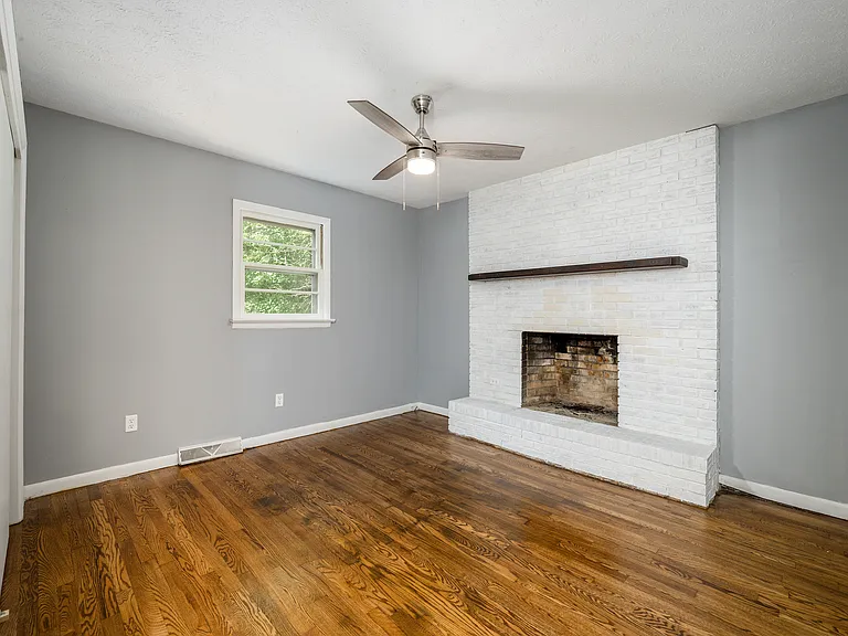23 Walker Cove Rd — Photo 12