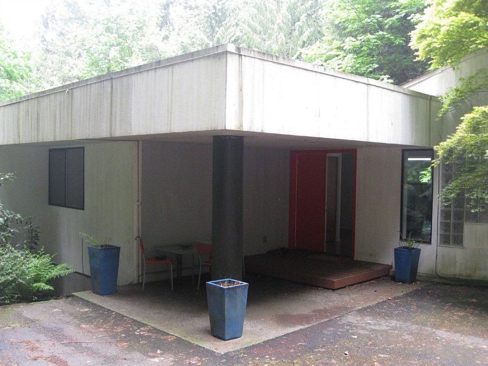 1st image of 9537 NE Daniel Ct