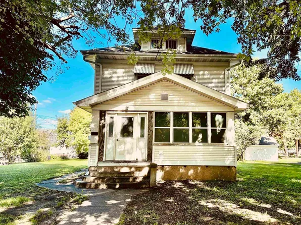 403 11th St N, Northwood, IA 50459