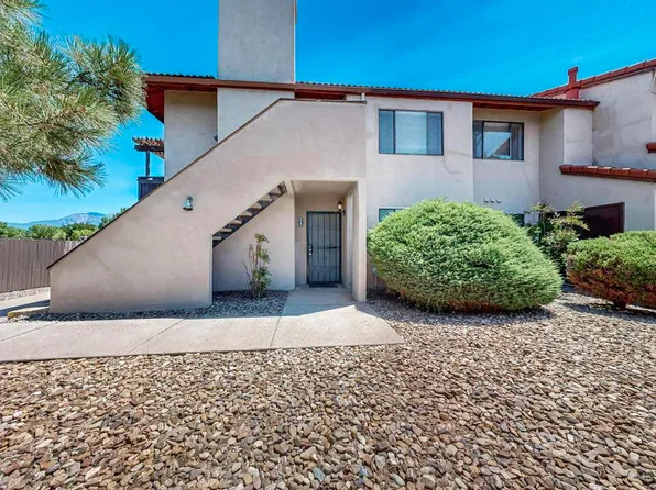 6093 McKinney Dr NE, Albuquerque, NM 87109