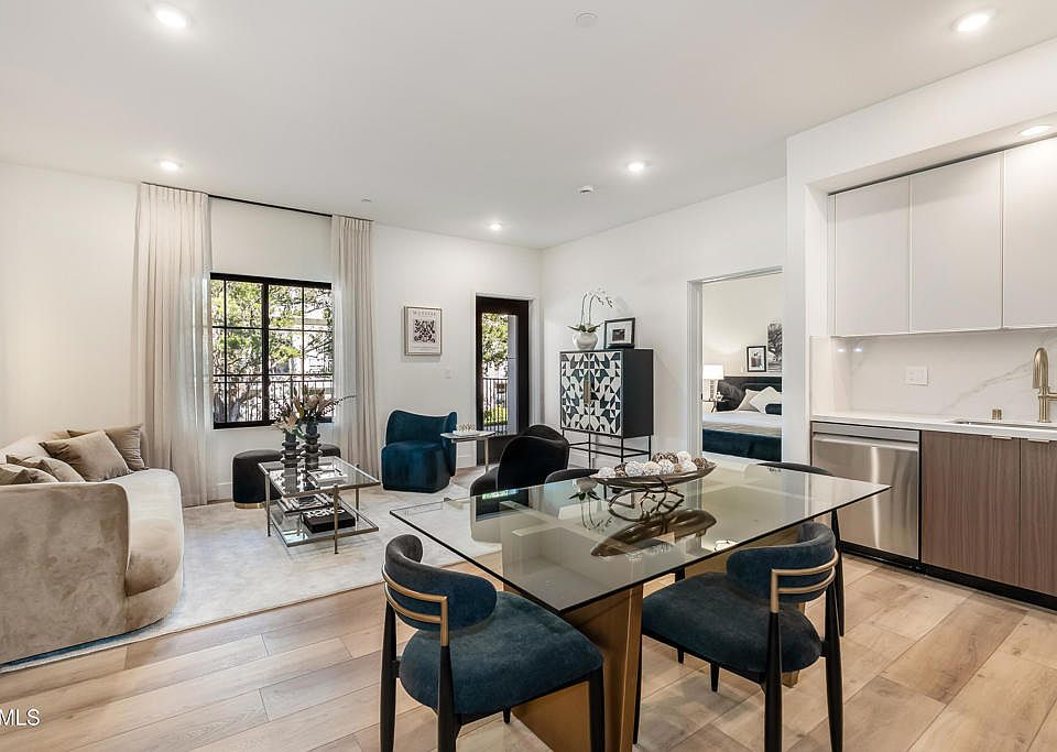 1st image of 139 S Oak Knoll Ave #302
