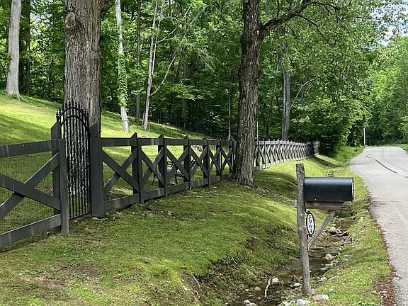 2nd image of 5964 Garrison Rd