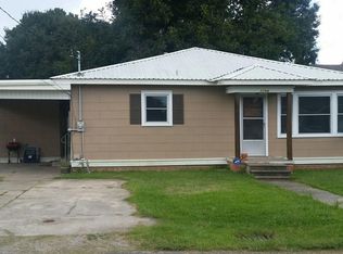 1104 Saint Louis St, Scott, LA 70583