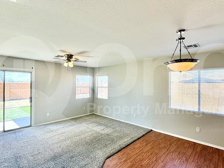 10464 N 116th Ln — Photo 10