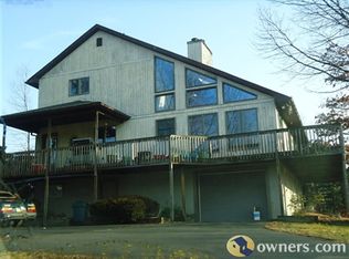 1 Riverside Dr, Old forge, PA 18518