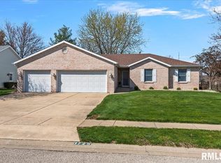 3729 Indian Grass Ln, Springfield, IL 62712