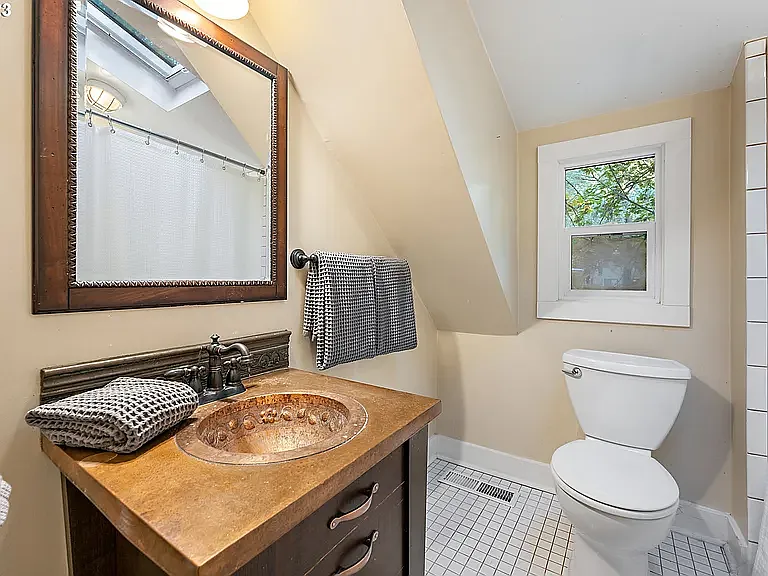 3944 SW Condor Ave — Photo 24