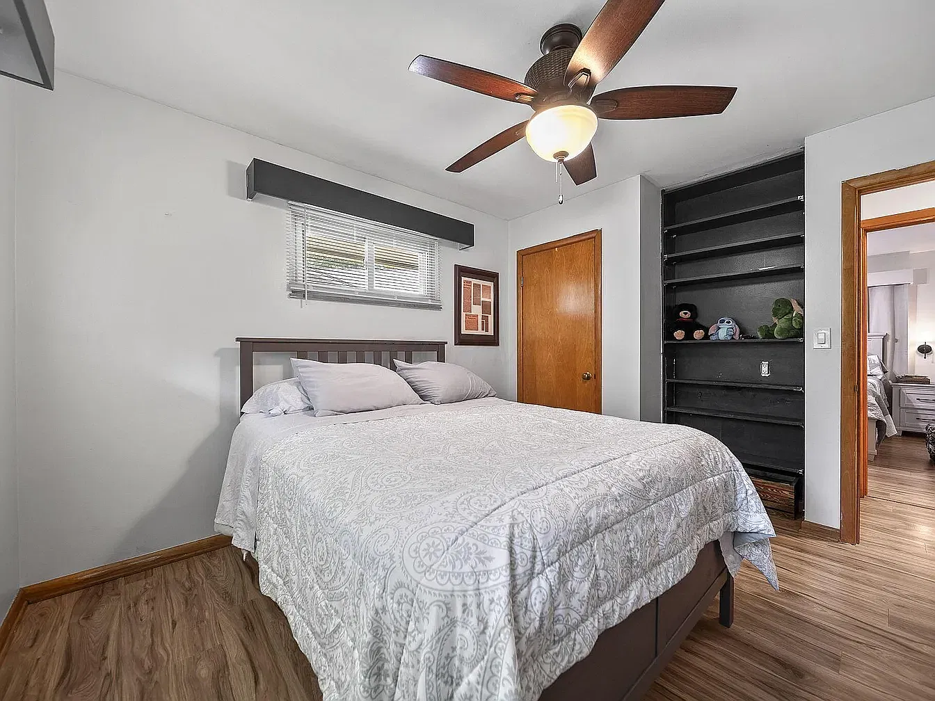 3 bed, 1970 sqft, $2,050 — Photo 4