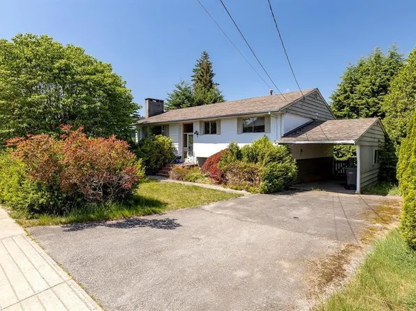 711 N Morrison Ave, Coquitlam, BC V3J 4H6